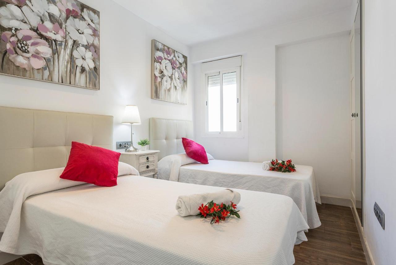 Atico Avda Cadiz Playa Appartement Buitenkant foto