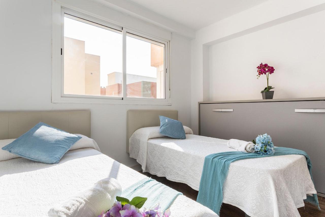 Atico Avda Cadiz Playa Appartement Buitenkant foto